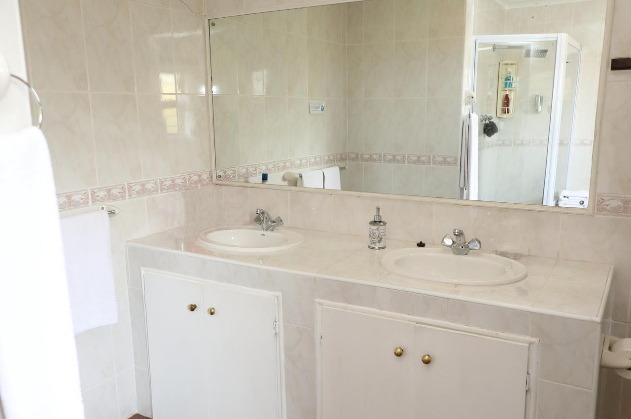 Kingston Place Guest house 4*